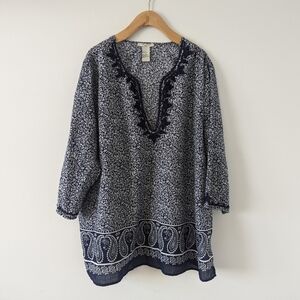 Anne Carson Woman Size 1X Navy and White Printed Cotton Tunic with Lace Trim